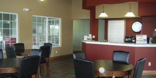 אוסייג' ביץ' Lake House Hotel מראה חיצוני תמונה